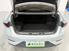 2025 BYD Seal 05 55KM, синий — фото 7