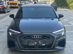 2022 Audi A3 Sportback 35 TFSI — фото 2