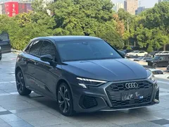 2022 Audi A3 Sportback 35 TFSI — фото 3