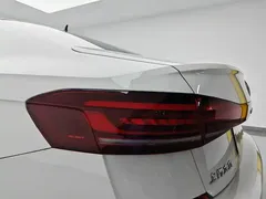 2022 Volkswagen Passat 430PHEV Luxury, белый — фото 9