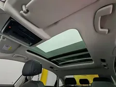 2022 Volkswagen Passat 430PHEV Luxury, белый — фото 19
