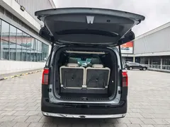 2024 Zeekr 009 6-Seat Executive 4WD 108kWh, зелёный — фото 11