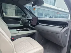 2024 Zeekr 009 6-Seat Executive 4WD 108kWh — фото 23