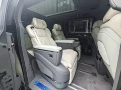 2024 Zeekr 009 6-Seat Executive 4WD 108kWh — фото 25