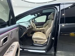 2025 Li Auto i6 4WD Standard, чёрный — фото 14