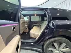 2025 Li Auto i6 4WD Standard, чёрный — фото 16