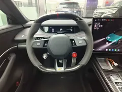 2025 Xiaomi SU7 Ultra Ultra, зелёный — фото 11