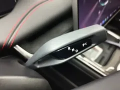 2025 Xiaomi SU7 Ultra Ultra, зелёный — фото 14