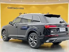 2023 Audi Q7 55 TFSI quattro S line, чёрный — фото 3