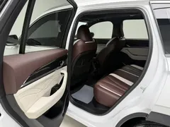 2021 Geely Monjaro 2.0TD DCT EVO 2WD Premium, белый — фото 12