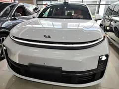 2025 Li Auto L7 Ultra, белый — фото 3