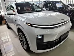 2025 Li Auto L7 Ultra, белый — фото 4