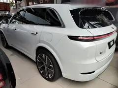 2025 Li Auto L7 Ultra, белый — фото 5