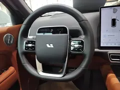 2025 Li Auto L7 Ultra, белый — фото 11