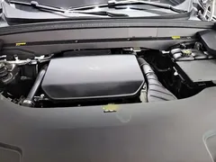 2025 Li Auto L7 Ultra, белый — фото 20