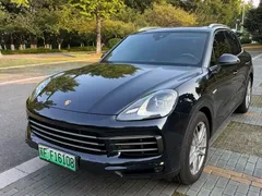2021 Porsche Cayenne E-Hybrid 2.0T PHEV, чёрный — фото 1