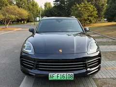 2021 Porsche Cayenne E-Hybrid 2.0T PHEV, чёрный — фото 2