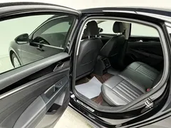 2022 Volkswagen Passat 430PHEV Hybrid, чёрный — фото 17