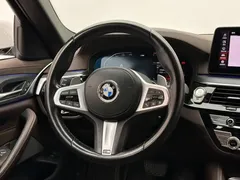 2021 BMW 5 Series 5 530Li xDrive M, белый — фото 12