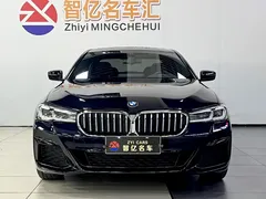 2022 BMW 5 Series 5 530Li M, чёрный — фото 2