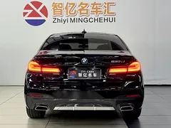 2022 BMW 5 Series 5 530Li M, чёрный — фото 12