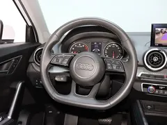 2022 Audi Q2L 35 TFSI, белый — фото 13