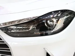 2021 Jetour X70 PLUS 1.5T DCT 7-seat, белый — фото 7