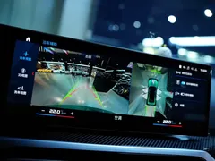 2023 BMW M3, зелёный — фото 3