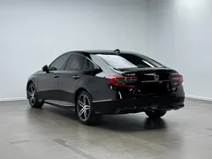 2022 Honda Accord Hybrid 2.0L, чёрный — фото 7