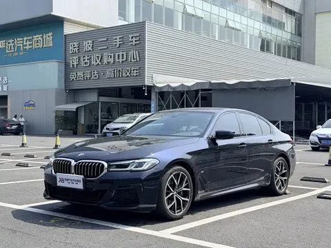 2022 BMW 5 Series 5 530i M