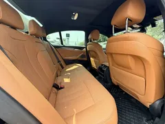 2022 BMW 5 Series 5 530i M, чёрный — фото 15