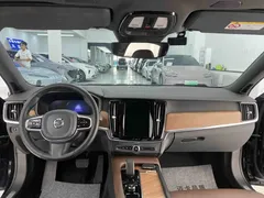 2022 Volvo S90, чёрный — фото 6
