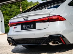 2021 Audi RS 7 4.0T Sportback, зелёный — фото 8
