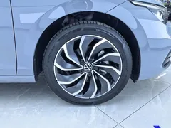 2023 Volkswagen Golf 280TSI DSG Pro — фото 6