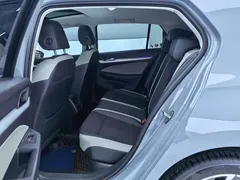2023 Volkswagen Golf 280TSI DSG Pro — фото 11