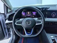 2023 Volkswagen Golf 280TSI DSG Pro — фото 15