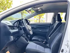 2022 Toyota Yaris L Zhixiang L 1.5L CVT PLUS, белый — фото 4