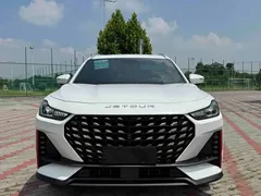2023 Jetour X70 PLUS 1.5T DCT 7-seat, белый — фото 2