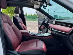 2023 Jetour X70 PLUS 1.5T DCT 7-seat, белый — фото 10