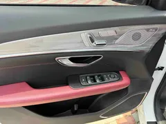 2023 Jetour X70 PLUS 1.5T DCT 7-seat, белый — фото 13