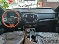 2023 Volvo XC90 B6 Luxury 7, чёрный — фото 7