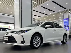 2021 Toyota Corolla 1.2T S-CVT PLUS, белый — фото 1