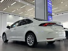 2021 Toyota Corolla 1.2T S-CVT PLUS, белый — фото 4