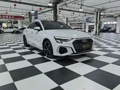 2022 Audi A3L Limousine 35 TFSI, белый — фото 3