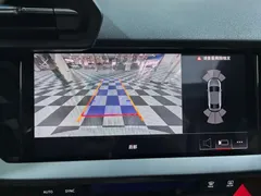 2022 Audi A3L Limousine 35 TFSI, белый — фото 17