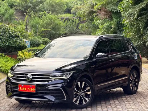 2022 Volkswagen Tiguan L 330TSI AT 2WD R-Line