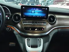 2021 Mercedes-Benz V-Class V 260 L Premium — фото 11