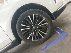 2023 Toyota Venza 2.0L CVT 2WD Premium, белый — фото 6