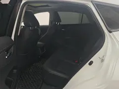 2023 Toyota Venza 2.0L CVT 2WD Premium, белый — фото 11