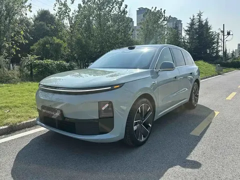 2025 Li Auto L6 Max